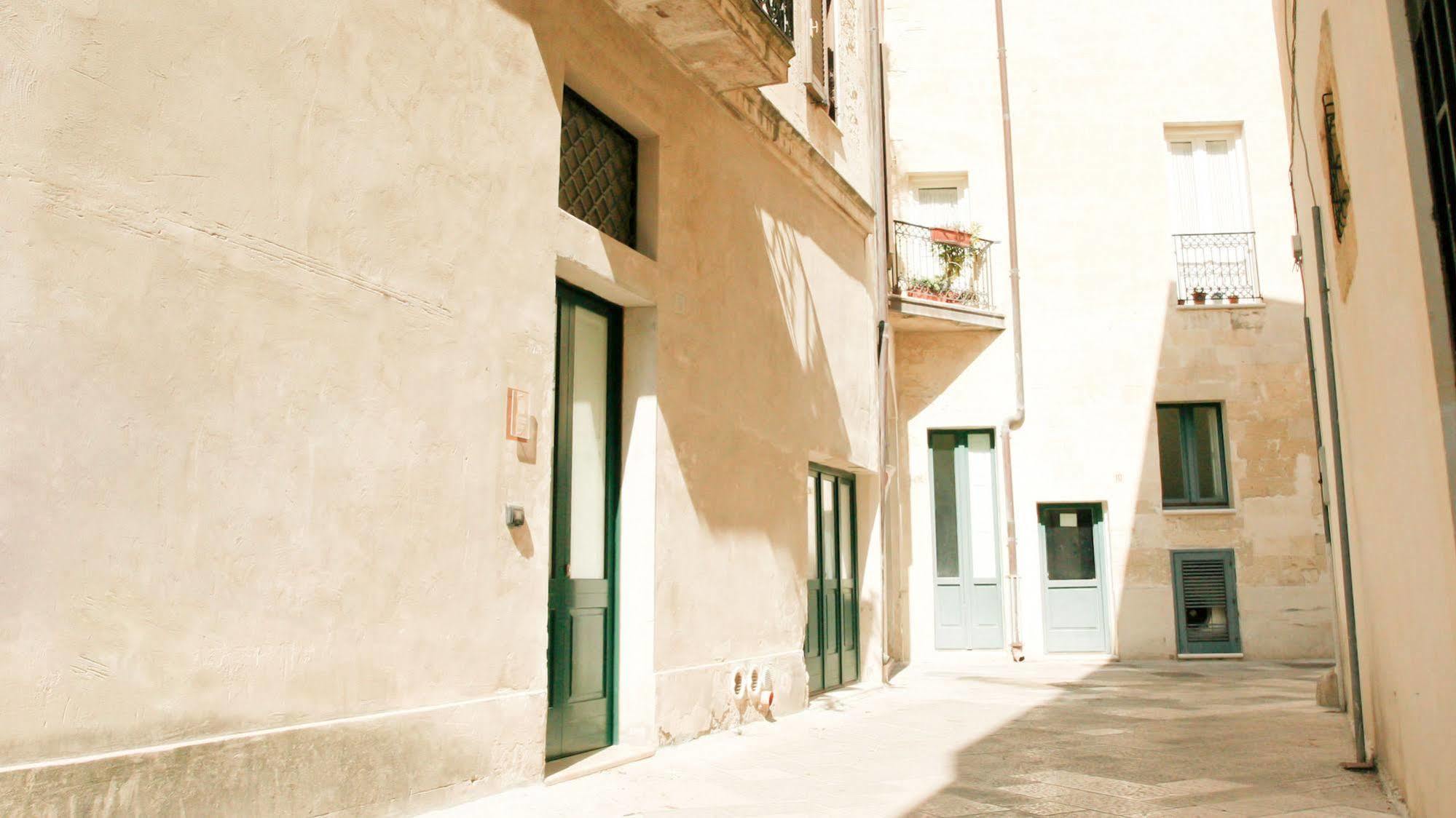 Sacre Bleu Apartments Lecce Kültér fotó