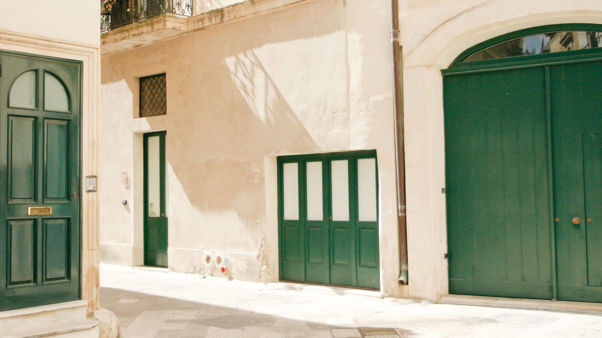Sacre Bleu Apartments Lecce Kültér fotó